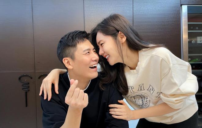 本山徒弟吴云飞新婚5个月离婚,前妻新恋情,赵家班有离婚传统?