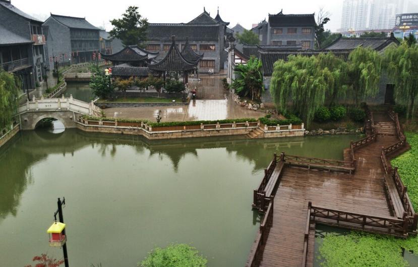 被困在殿堂的学生